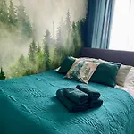 Chillout Airport Apartment Kl33 - Air Condition & Free Parking